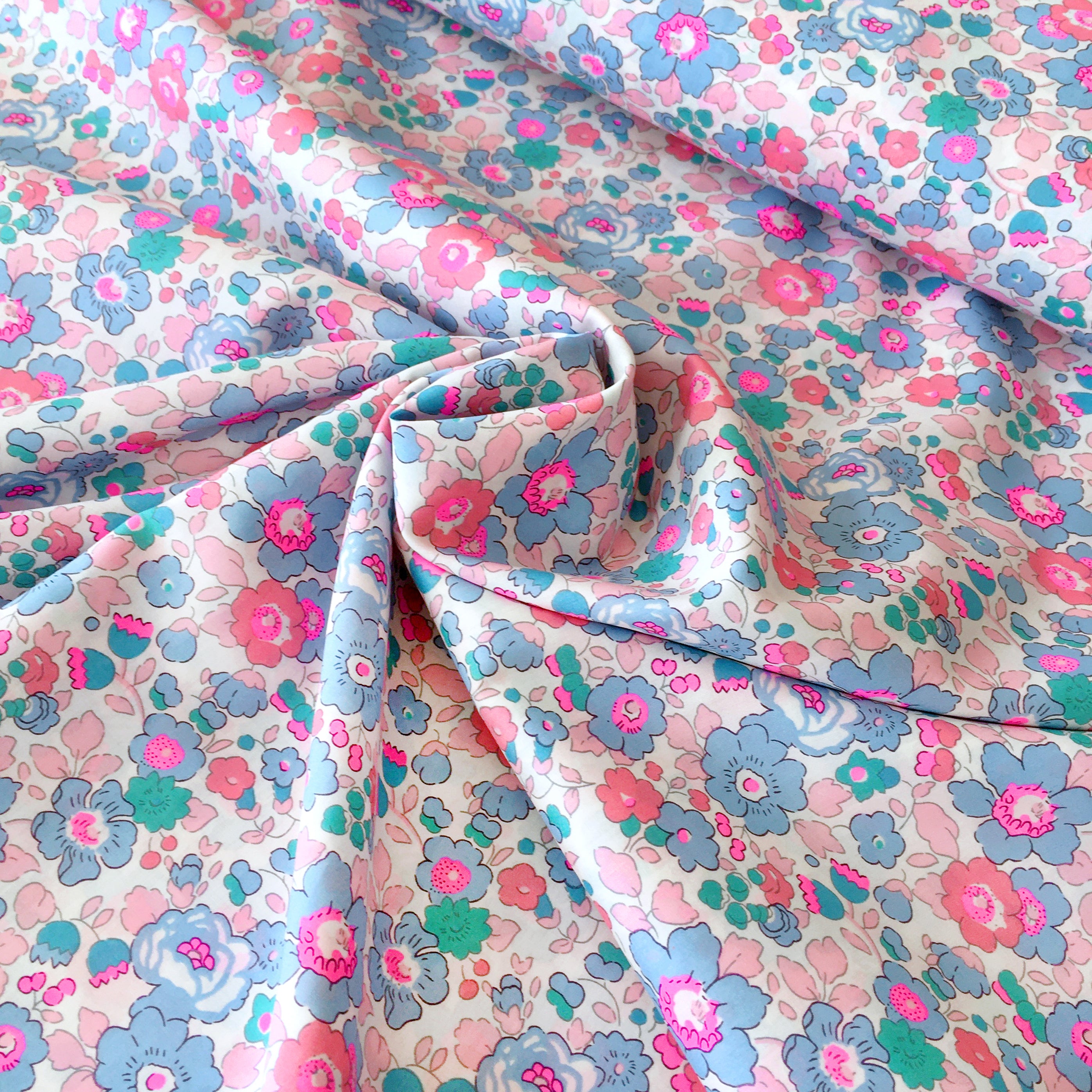 Betsy Neon Bloom