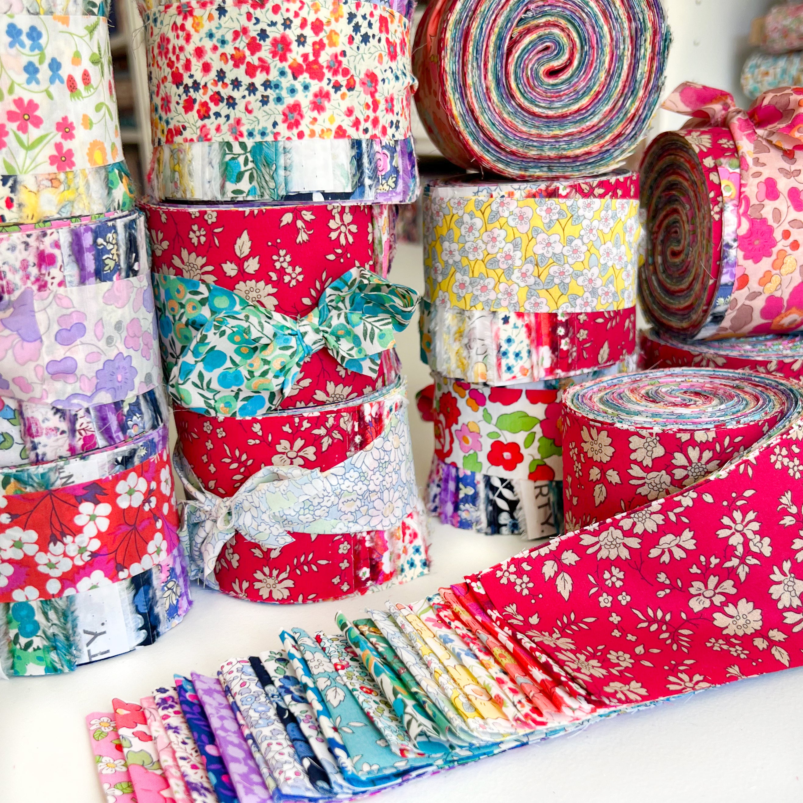 Christmas Jelly Roll Fabric Sale, Cotton Fabric Jelly Rolls