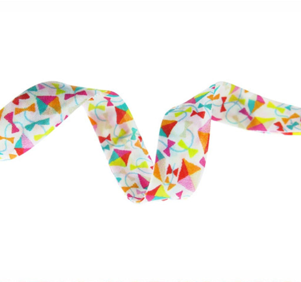 Bias Tape: Dancing Kites (A)